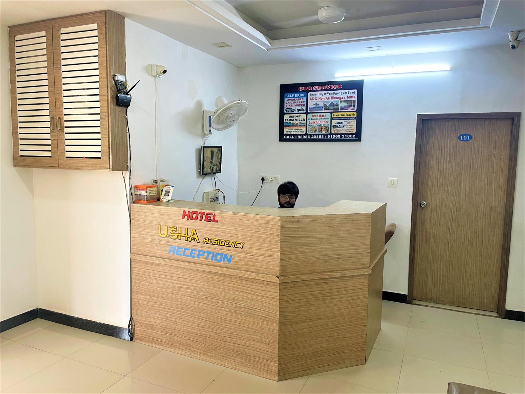 Stay Guru Usha Residency Bhuj Eksteriør billede